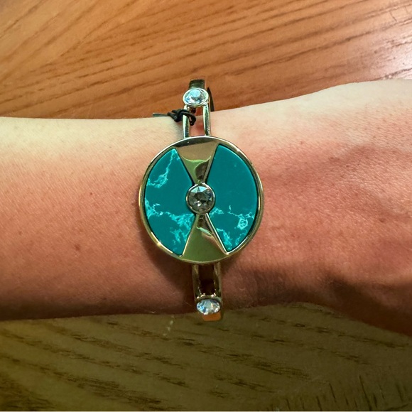 Vince Camuto Gold and Jasper bracelet - Picture 2 of 4